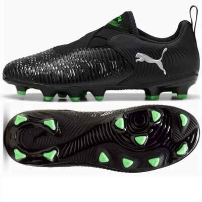 Puma, Chaussures de football, Schuhe für zukünftige Spiele (28) - Publicité Puma, Chaussures de football, Schuhe für zukünftige Spiele (28) - Publicité