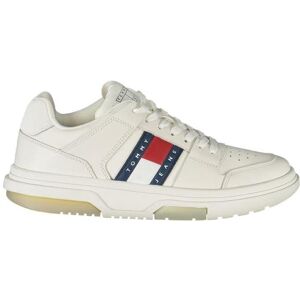 Baskets beiges Tommy Hilfiger - THE BROOKLYN ELEVATED - Sneakers - Publicité Baskets beiges Tommy Hilfiger - THE BROOKLYN ELEVATED - Sneakers - Publicité