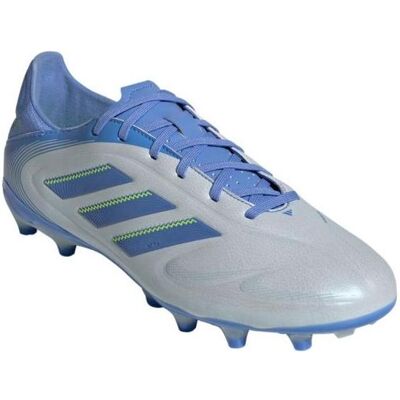 chaussures de football adidas Copa Pure 3 League bleues - Publicité chaussures de football adidas Copa Pure 3 League bleues - Publicité