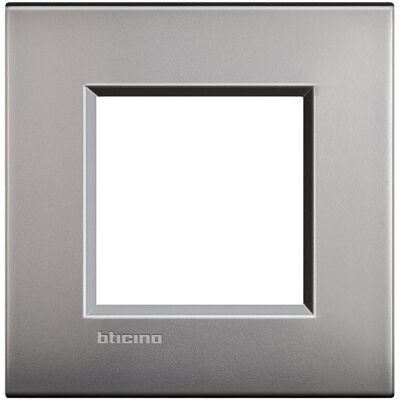 Bticino, Accessoires Gamme d'interrupteurs, LNE4802NK - Publicité Bticino, Accessoires Gamme d'interrupteurs, LNE4802NK - Publicité