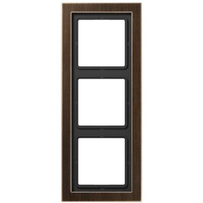 JUNG, Accessoires Gamme d'interrupteurs, Cadre de montage 3f ms mt LS / LS-DESIGN MED2983AT - Publicité JUNG, Accessoires Gamme d'interrupteurs, Cadre de montage 3f ms mt LS / LS-DESIGN MED2983AT - Publicité