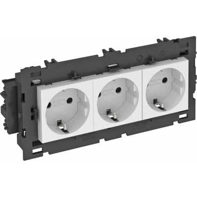 Prise 3 modules OBO Bettermann - 250V 16A Schuko 0° - Publicité Prise 3 modules OBO Bettermann - 250V 16A Schuko 0° - Publicité
