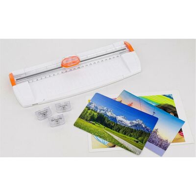 Peach Cutter rotatif A4 3en1 3 modes de coupe PC200-10 blanc (5 feuilles, A4), Massicot, Blanc - Publicité Peach Cutter rotatif A4 3en1 3 modes de coupe PC200-10 blanc (5 feuilles, A4), Massicot, Blanc - Publicité
