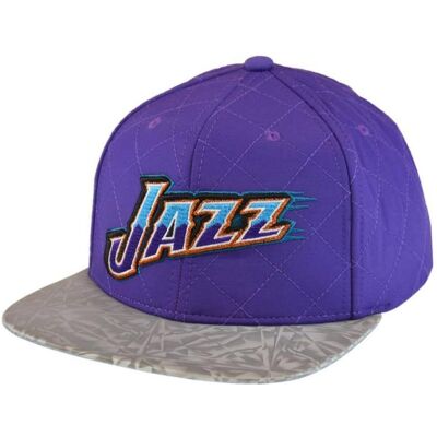Mitchell & Ness, Unisexe, Casquette, NBA Diamond Base Snapback HWC Utah Jazz Cap - HHSS1213-UJAYYPPPPURP, Violet, Gris - Publicité Mitchell & Ness, Unisexe, Casquette, NBA Diamond Base Snapback HWC Utah Jazz Cap - HHSS1213-UJAYYPPPPURP, Violet, Gris - Publicité