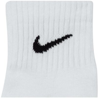 Nike, Unisexe, Chaussettes, Chaussettes légères pour tous les jours, pack de 3, Noir, Multicolore, Gris, Blanc, Argent, (Lot de 3, 38 - 42) - Publicité Nike, Unisexe, Chaussettes, Chaussettes légères pour tous les jours, pack de 3, Noir, Multicolore, Gris, Blanc, Argent, (Lot de 3, 38 - 42) - Publicité
