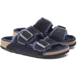 Birkenstock, Unisexe, Sandales, Arizona VL Schmale Pantoletten aus Wildleder mit Shearling in Mitternachtsblau, Bleu, (45) - Publicité Birkenstock, Unisexe, Sandales, Arizona VL Schmale Pantoletten aus Wildleder mit Shearling in Mitternachtsblau, Bleu, (45) - Publicité