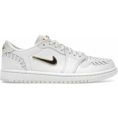 Jordan, Femmes, Baskets, 1 Low Method of Make Sail Metallic Gold (Women's), Or, Blanc, (40.5) - Publicité Jordan, Femmes, Baskets, 1 Low Method of Make Sail Metallic Gold (Women's), Or, Blanc, (40.5) - Publicité