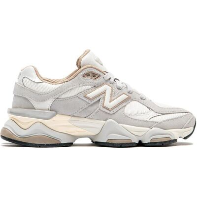 New Balance, Hommes, Baskets, U906011M - 9060, Marron, (45) - Publicité New Balance, Hommes, Baskets, U906011M - 9060, Marron, (45) - Publicité