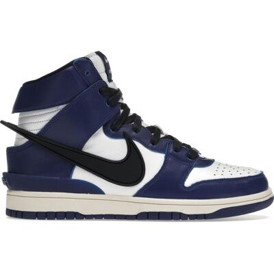 Nike Ambush X Dunk High Marine/Blanc/ Bleu - Chaussures de basketball - Publicité Nike Ambush X Dunk High Marine/Blanc/ Bleu - Chaussures de basketball - Publicité