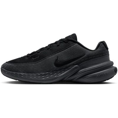 Nike, Baskets, Chaussures à talon, Noir, (41) - Publicité Nike, Baskets, Chaussures à talon, Noir, (41) - Publicité