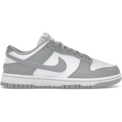 Nike, Femmes, Baskets, Dunk Low Next Nature Light Smoke Grey (Femmes), Blanc, Argent, Gris, (36.5) - Publicité Nike, Femmes, Baskets, Dunk Low Next Nature Light Smoke Grey (Femmes), Blanc, Argent, Gris, (36.5) - Publicité
