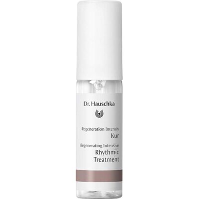 Soins Peau Rubis Rose Dr. Hauschka - Traitement Peau Matura - Publicité Soins Peau Rubis Rose Dr. Hauschka - Traitement Peau Matura - Publicité