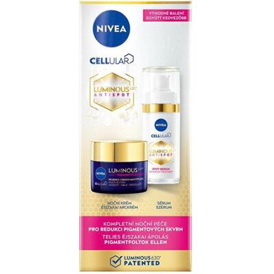 NIVEA, Set cadeau beauté, Soin éclaircissant anti-taches (Kit de soins du visage) - Publicité NIVEA, Set cadeau beauté, Soin éclaircissant anti-taches (Kit de soins du visage) - Publicité