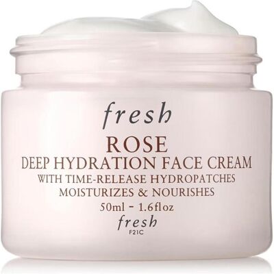 Crème Hydratation Profonde Rose - Ensemble Soin Visage - Publicité Crème Hydratation Profonde Rose - Ensemble Soin Visage - Publicité