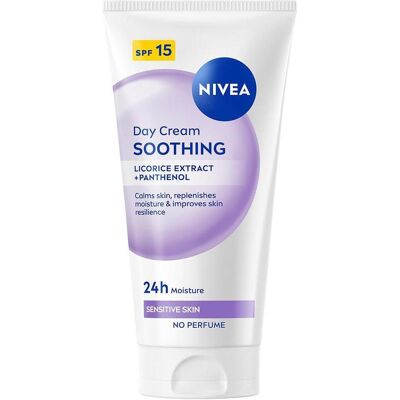 NIVEA, Crème visage, Essentials Sensitive Day SPF 15 (50 ml) - Publicité NIVEA, Crème visage, Essentials Sensitive Day SPF 15 (50 ml) - Publicité