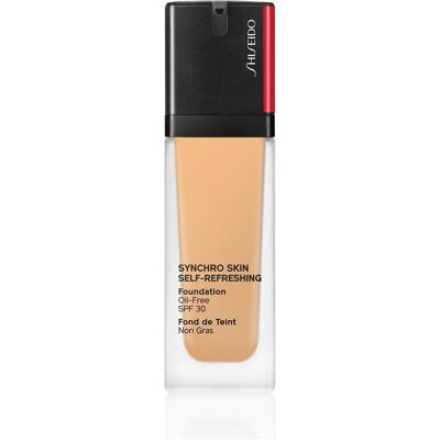 Fond de Teint Synchro Skin - Maple SPF 30 - Publicité Fond de Teint Synchro Skin - Maple SPF 30 - Publicité