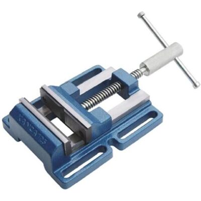 Étau RS PRO - ouverture 220mm, mâchoire 150mm, profondeur 32mm - Publicité Étau RS PRO - ouverture 220mm, mâchoire 150mm, profondeur 32mm - Publicité