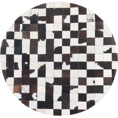 Beliani, Tapis, Animal Dvajan, cuir rond 140 cm noir et blanc BERGAMAS. (140 cm) - Publicité Beliani, Tapis, Animal Dvajan, cuir rond 140 cm noir et blanc BERGAMAS. (140 cm) - Publicité