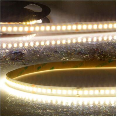 Fiai IsoLED Bande LED HEQ830 24V Blanc chaud 3000K - Bande LED - Publicité Fiai IsoLED Bande LED HEQ830 24V Blanc chaud 3000K - Bande LED - Publicité