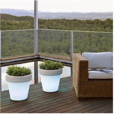 Jardinière Magnolia 45 avec Éclairage - Résistante et Durable - Publicité Jardinière Magnolia 45 avec Éclairage - Résistante et Durable - Publicité