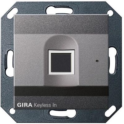 Gira Keyless In - Système de contrôle d’accès par empreinte - Publicité Gira Keyless In - Système de contrôle d’accès par empreinte - Publicité