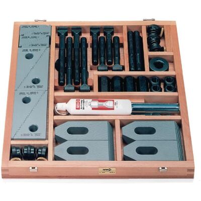 Amf, Machine : accessoires, Coffret d'assortiment d'éléments de serrage - Publicité Amf, Machine : accessoires, Coffret d'assortiment d'éléments de serrage - Publicité