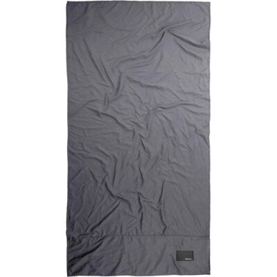 Serviette de plage NanoDry de Matador - Séchage rapide, Légère, Compacte - Publicité Serviette de plage NanoDry de Matador - Séchage rapide, Légère, Compacte - Publicité