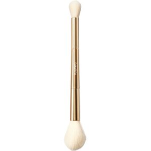Pinceau duo highlighter et blush ICONIC London - Outil de maquillage - Publicité Pinceau duo highlighter et blush ICONIC London - Outil de maquillage - Publicité