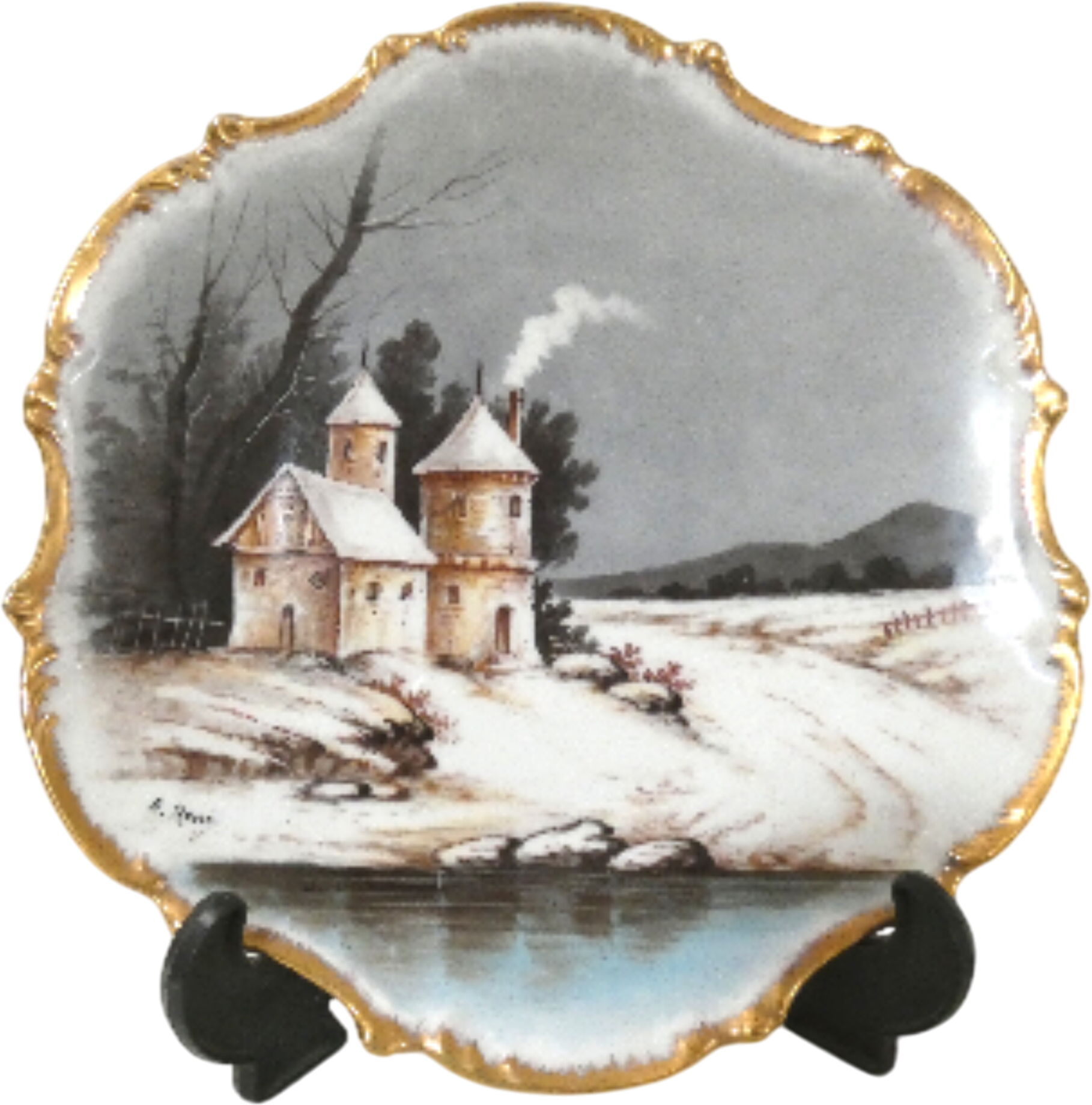 Assiette décorative Limoges France signée A. René. Représentant une scène hivernaleFestonnée et bordure doréeSystème d'accrocheDiamètre : 26 cm environPoids : 580 grammesLivrée sans son support. Possibilité de suspension murale. image