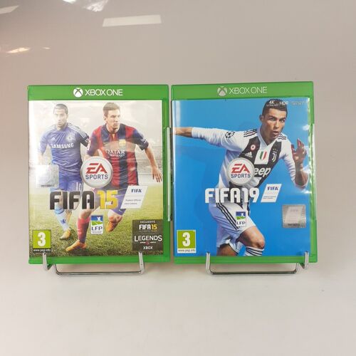 Lot de 2 jeux video FIFA 2015 et 2019.