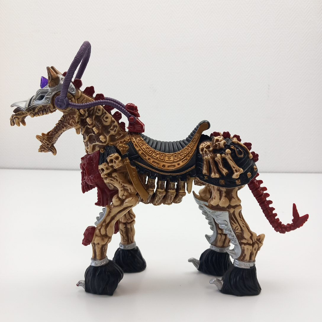 Cheval skeleton warriors 1994 playmates  Multicolore