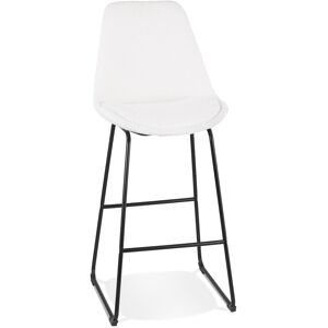 ALTEREGO Tabouret de bar 'ALICE' en tissu bouloche blanc et pied traineau en metal noir