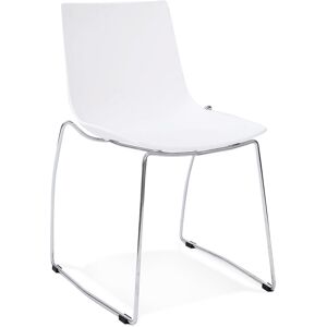 ALTEREGO Chaise design 'TRENO' blanche en matiere plastique