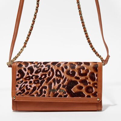 Kate Lee - Pochette en Cuir Meryl marron - 24x12.5x3 cm OS - Publicité Kate Lee - Pochette en Cuir Meryl marron - 24x12.5x3 cm OS - Publicité