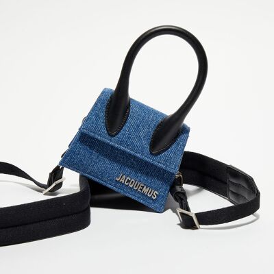 Jacquemus - Mini sac à main en Jean Le Chiquito bleu - 12x6 cm OS - Publicité Jacquemus - Mini sac à main en Jean Le Chiquito bleu - 12x6 cm OS - Publicité