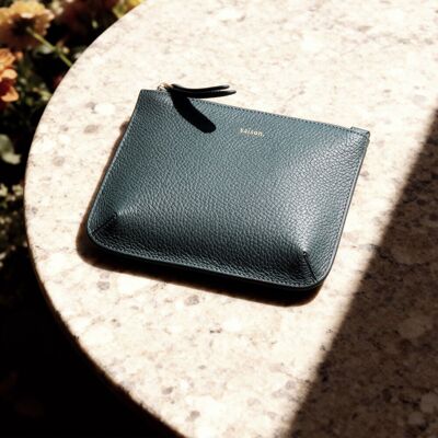 Saison - Pochette Bianca en cuir neptune - 20,5x14x3 cm OS - Publicité Saison - Pochette Bianca en cuir neptune - 20,5x14x3 cm OS - Publicité