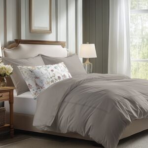 Victor & Hugo - Parure drap plat + drap-housse + taies rectangles satin de coton - Cannes taupe 180x200 cm - Publicité Victor & Hugo - Parure drap plat + drap-housse + taies rectangles satin de coton - Cannes taupe 180x200 cm - Publicité