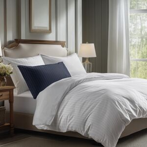 Victor & Hugo - Parure petit drap plat + drap-housse + taies rectangles satin de coton rayure tissé dobby - Blanc 01 150x200 cm - Publicité Victor & Hugo - Parure petit drap plat + drap-housse + taies rectangles satin de coton rayure tissé dobby - Blanc 01 150x200 cm - Publicité