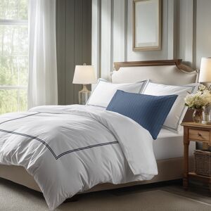 Victor & Hugo - Parure petit drap plat + drap-housse + taies rectangles satin de coton - Cannes Bleu fonce/Blanc 150x200 cm - Publicité Victor & Hugo - Parure petit drap plat + drap-housse + taies rectangles satin de coton - Cannes Bleu fonce/Blanc 150x200 cm - Publicité
