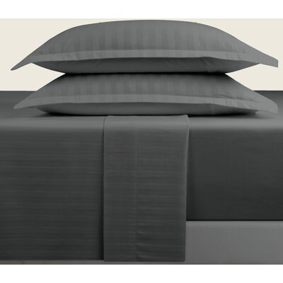 Christian Laurier - Parure maxi drap plat + drap-housse + taies rectangles satin de coton rayure tissé dobby Jacquard gris 02 90x200 cm - Publicité Christian Laurier - Parure maxi drap plat + drap-housse + taies rectangles satin de coton rayure tissé dobby Jacquard gris 02 90x200 cm - Publicité
