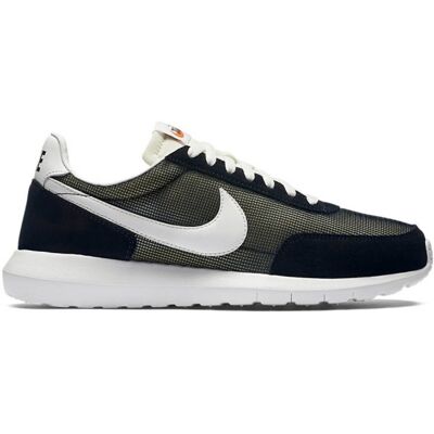 Nike - Baskets Roshe Dbreak Nm noir/blanc 40,5 - Publicité Nike - Baskets Roshe Dbreak Nm noir/blanc 40,5 - Publicité