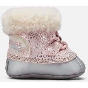 Sorel - Boots fourrées en Velours de Cuir Caribootie motif léopard rose/argenté T.17 - Publicité Sorel - Boots fourrées en Velours de Cuir Caribootie motif léopard rose/argenté T.17 - Publicité