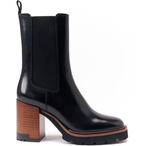 British Passport - Bottines Chelsea à talon noires - Talon 9 cm 40 - Publicité British Passport - Bottines Chelsea à talon noires - Talon 9 cm 40 - Publicité