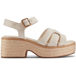 Clarks - Sandales Coledale Strap en cuir crèmes - Talon 6.5cm 41 - Publicité Clarks - Sandales Coledale Strap en cuir crèmes - Talon 6.5cm 41 - Publicité