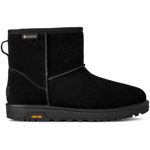 Ugg - Boots Classic Mini Gtx noirs 45 - Publicité Ugg - Boots Classic Mini Gtx noirs 45 - Publicité