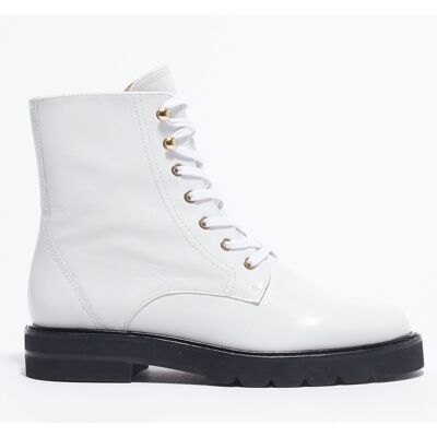 Stuart Weitzman - Boots en Cuir Mila Lift blanches 35 - Publicité Stuart Weitzman - Boots en Cuir Mila Lift blanches 35 - Publicité