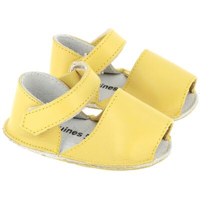 Minorquines - Sandales en Cuir jaunes T.15 - Publicité Minorquines - Sandales en Cuir jaunes T.15 - Publicité