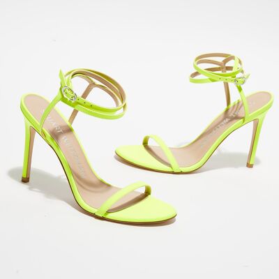 Stuart Weitzman - Sandales en Cuir Brelynude 100 jaune fluo - Talon 10 cm 39 - Publicité Stuart Weitzman - Sandales en Cuir Brelynude 100 jaune fluo - Talon 10 cm 39 - Publicité