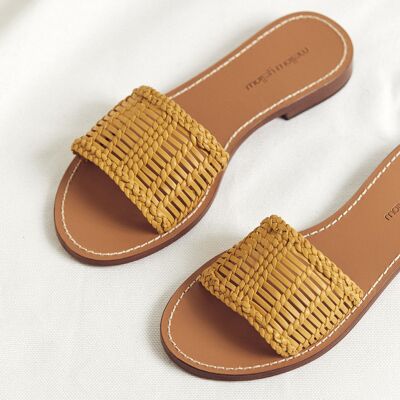 Mellow Yellow - Mules en Cuir Betty jaunes 36 - Publicité Mellow Yellow - Mules en Cuir Betty jaunes 36 - Publicité