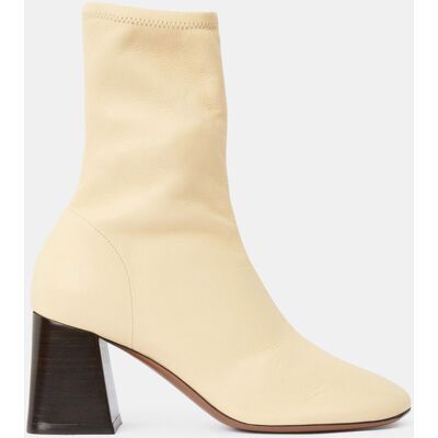 Neous - Bottines en Cuir Lepus jaune pâle - Talon 7 cm 36 - Publicité Neous - Bottines en Cuir Lepus jaune pâle - Talon 7 cm 36 - Publicité